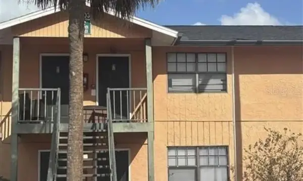 12406 Hibiscus Oak Place, Unit 202, Tampa, FL, 33612