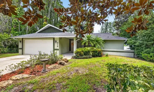 910 Hillside Drive, Lutz, FL, 33549