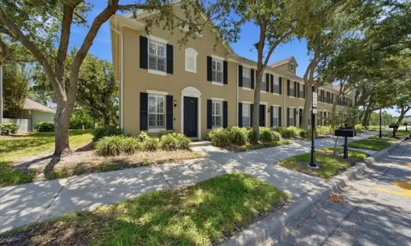 9530 W Park Village Drive, Tampa, FL, 33626