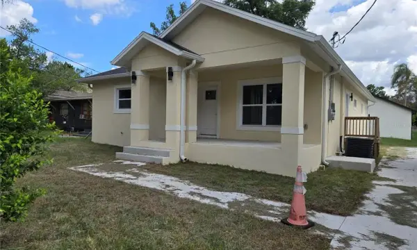 704 E Orchid Avenue, Tampa, FL, 33612