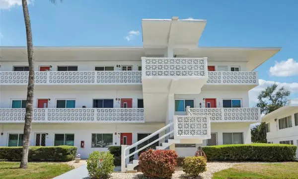 11225 82nd Avenue, Unit 102, Seminole, FL, 33772