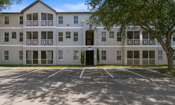 5039 Sunridge Palms Drive, Unit 203, Tampa, FL, 33617