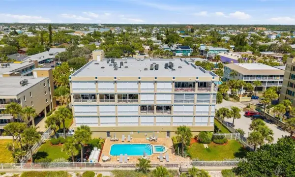 2 15th Avenue, Unit 401, Indian Rocks Beach, FL, 33785