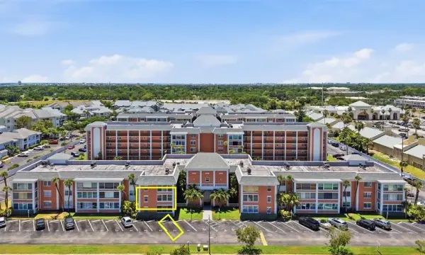 1900 68th Street N, Unit 205, St Petersburg, FL, 33710