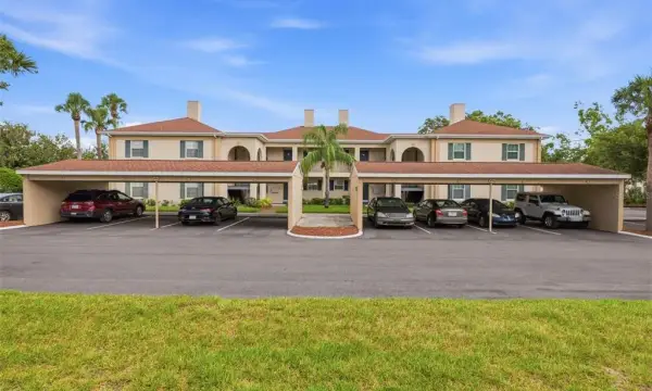 10316 Club Circle, Unit 41, Tampa, FL, 33618