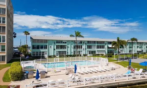1819 Shore Drive S, Unit 110, South Pasadena, FL, 33707