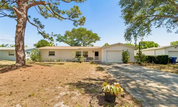 2085 68th Avenue S, St Petersburg, FL, 33712