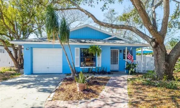 1335 15th Street, Palm Harbor, FL, 34683