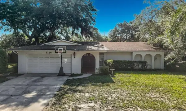 5126 Rolling Hills Court, Tampa, FL, 33617