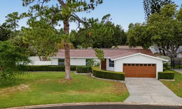 7520 20th Street N, St Petersburg, FL, 33702