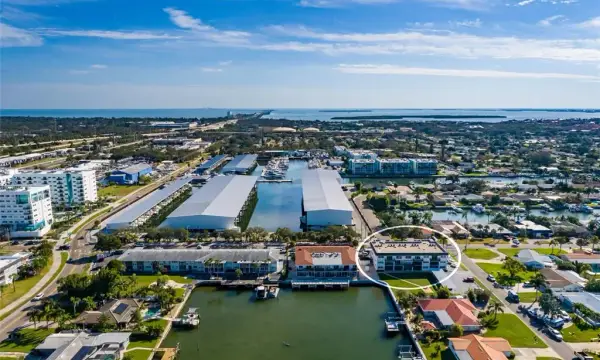 3789 46th Avenue S, Unit 101, St Petersburg, FL, 33711