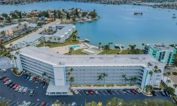 1868 Shore Drive S, Unit 102, South Pasadena, FL, 33707