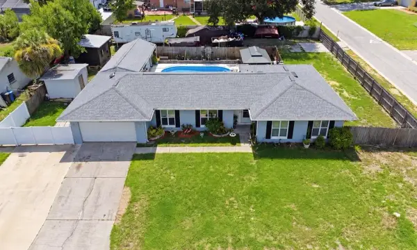 1124 King Arthur Court, Valrico, FL, 33594