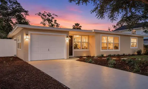 8017 31st Avenue N, St Petersburg, FL, 33710