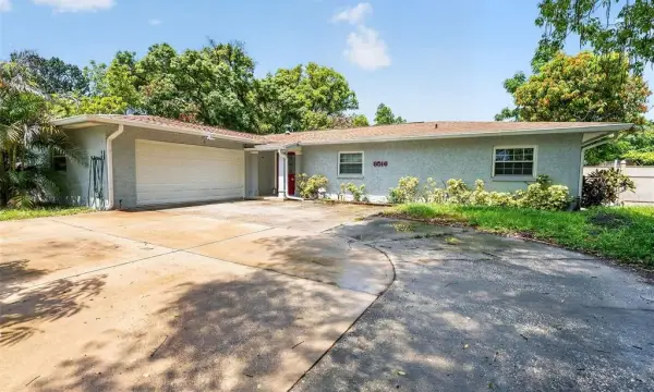 8516 Twin Lake Blvd, Tampa, FL, 33614