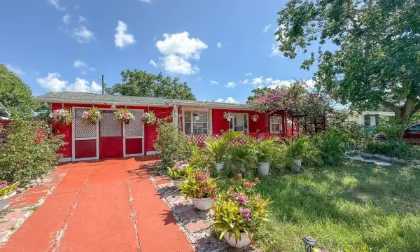 4737 Longwood Avenue, Holiday, FL, 34690