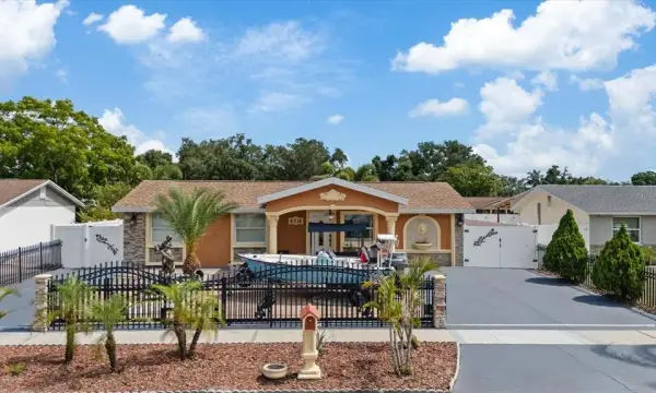 8318 Drycreek Drive, Tampa, FL, 33615
