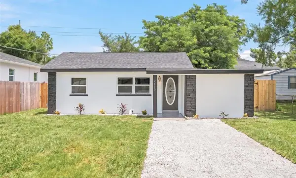 2110 E Nedro Road, Tampa, FL, 33604