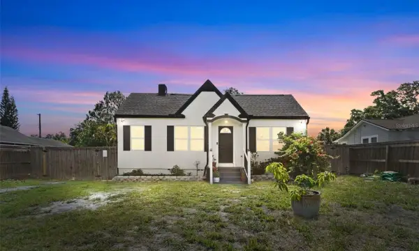5831 43rd Street N, St Petersburg, FL, 33714