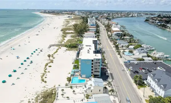 9980 Gulf Boulevard, Unit 522, Treasure Island, FL, 33706