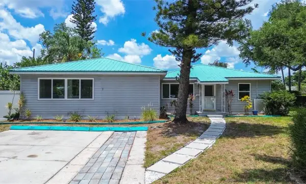 1509 Canterbury Road N, St Petersburg, FL, 33710
