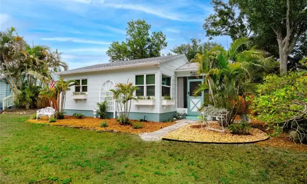 1212 Hull Street S, Gulfport, FL, 33707