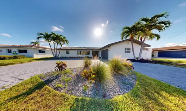 12125 5th Street E, Treasure Island, FL, 33706