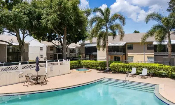 3812 N Oak Drive, Unit M72, Tampa, FL, 33611