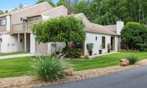 11520 Galleria Drive, Tampa, FL, 33618