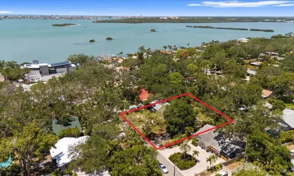 8239 26th Avenue N, St Petersburg, FL, 33710