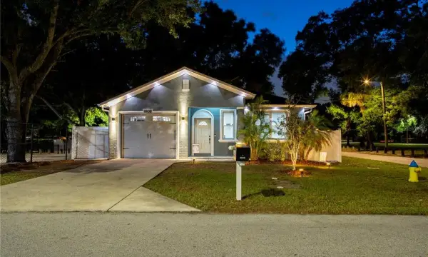 8608 N Mitchell Avenue, Tampa, FL, 33604