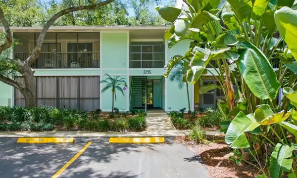 3295 Fox Chase Circle N, Unit 207, Palm Harbor, FL, 34683