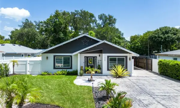 3227 W Spruce Street, Tampa, FL, 33607