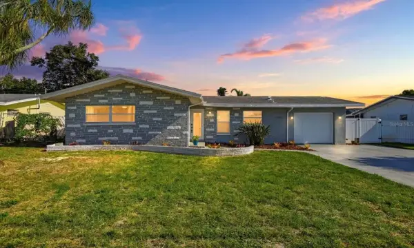 1354 62nd Avenue S, St Petersburg, FL, 33705