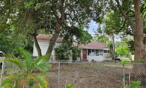 4605 8th Avenue N, St Petersburg, FL, 33713