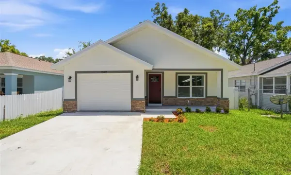 1319 E Church Street, Plant City, FL, 33563