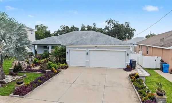 1604 Main Street, Valrico, FL, 33594