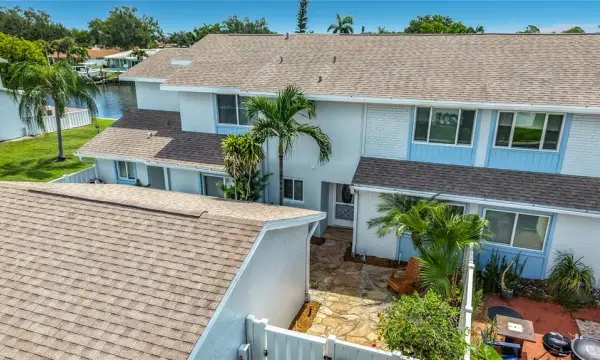 6537 Cape Hatteras Way NE, Unit 2, St Petersburg, FL, 33702