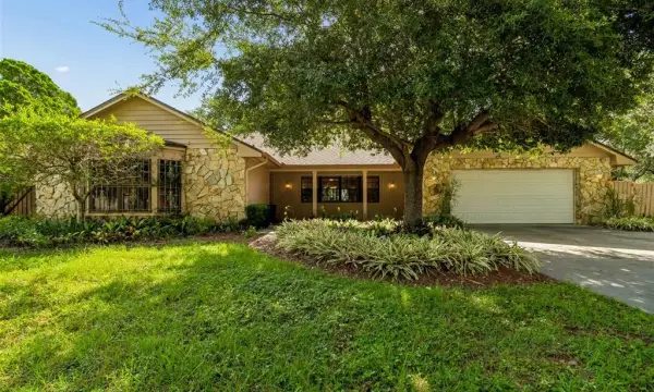 16509 Round Oak Drive, Tampa, FL, 33618