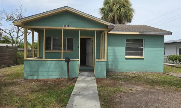 1511 27th Street S, St Petersburg, FL, 33712