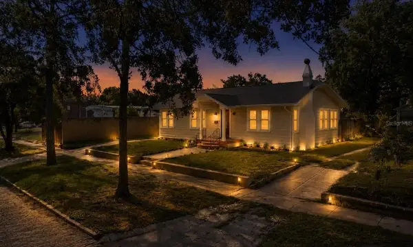 106 W Comanche Avenue, Tampa, FL, 33604