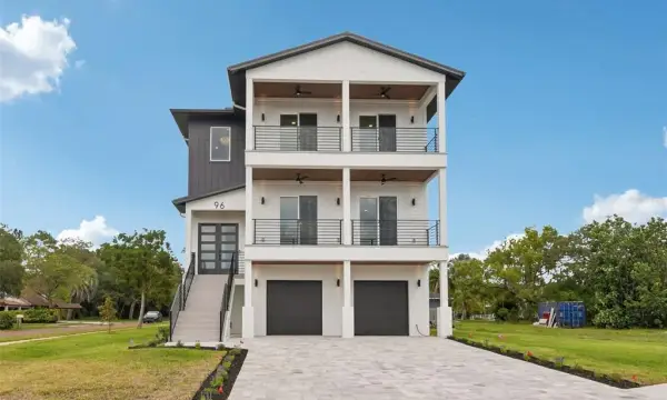 96 Shore Drive, Tarpon Springs, FL, 34689