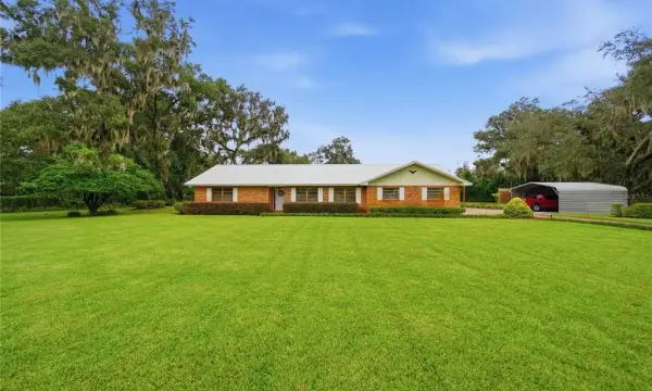 3704 Thonotosassa Road, Plant City, FL, 33565