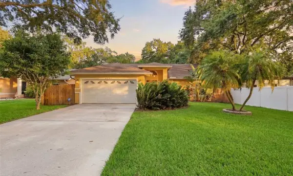 4989 162nd Avenue N, Clearwater, FL, 33760