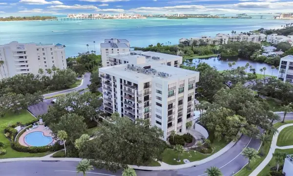 150 Belleview Boulevard, Unit 106, Belleair, FL, 33756