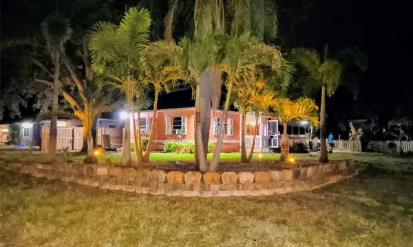 495 60th Street N, St Petersburg, FL, 33710