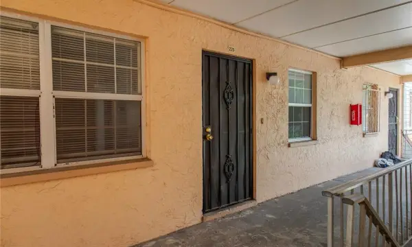 4718 Joseph Court, Unit 220, Tampa, FL, 33614