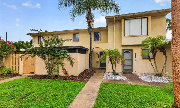 9005 Pebble Creek Drive, Tampa, FL, 33647