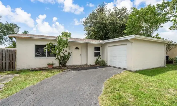 405 SW 77th Avenue, North Lauderdale, FL, 33068