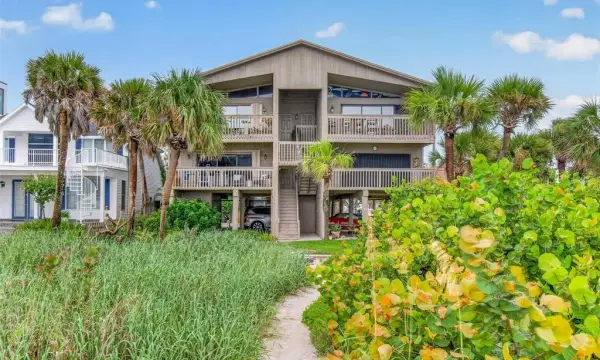 300 Beach Trail, Unit 201, Indian Rocks Beach, FL, 33785
